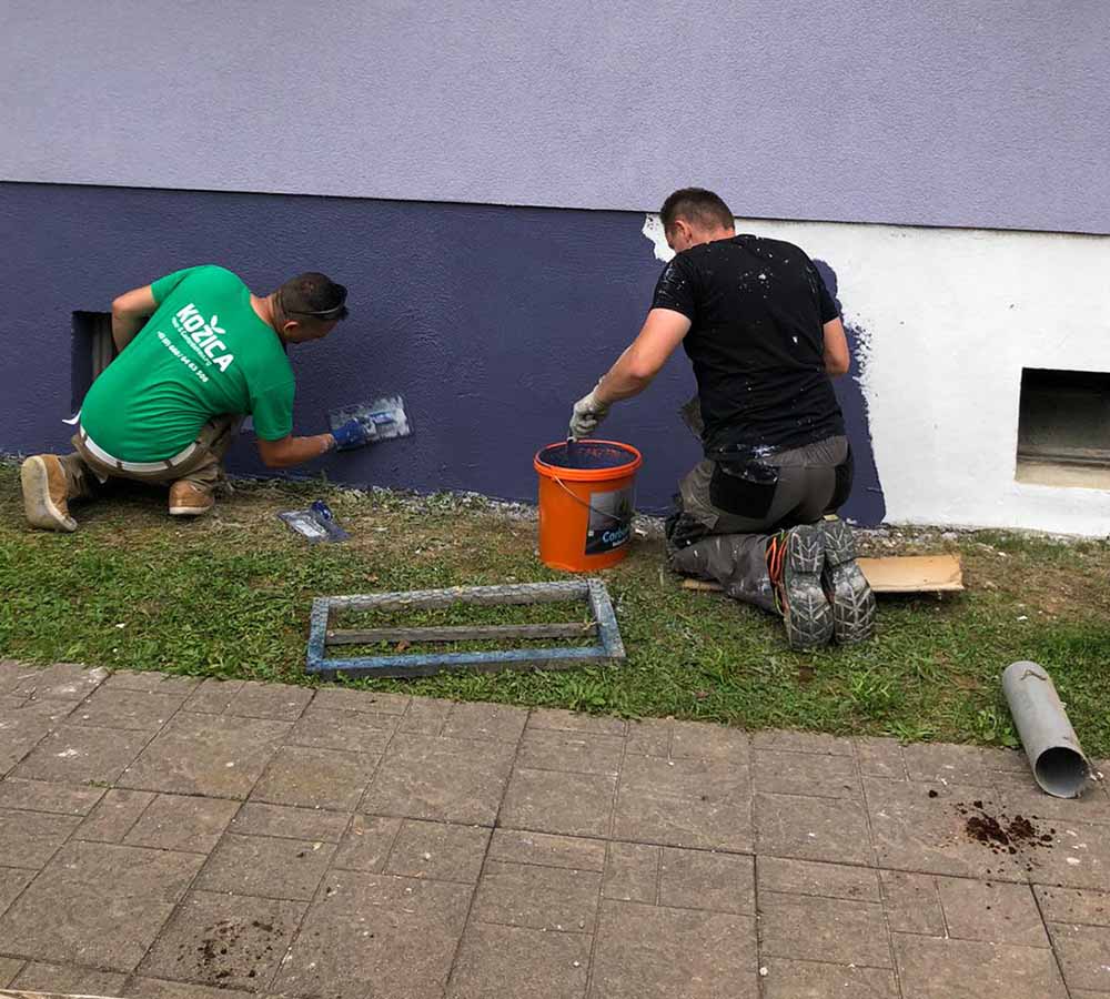 Farbauffrischung an Hauswand